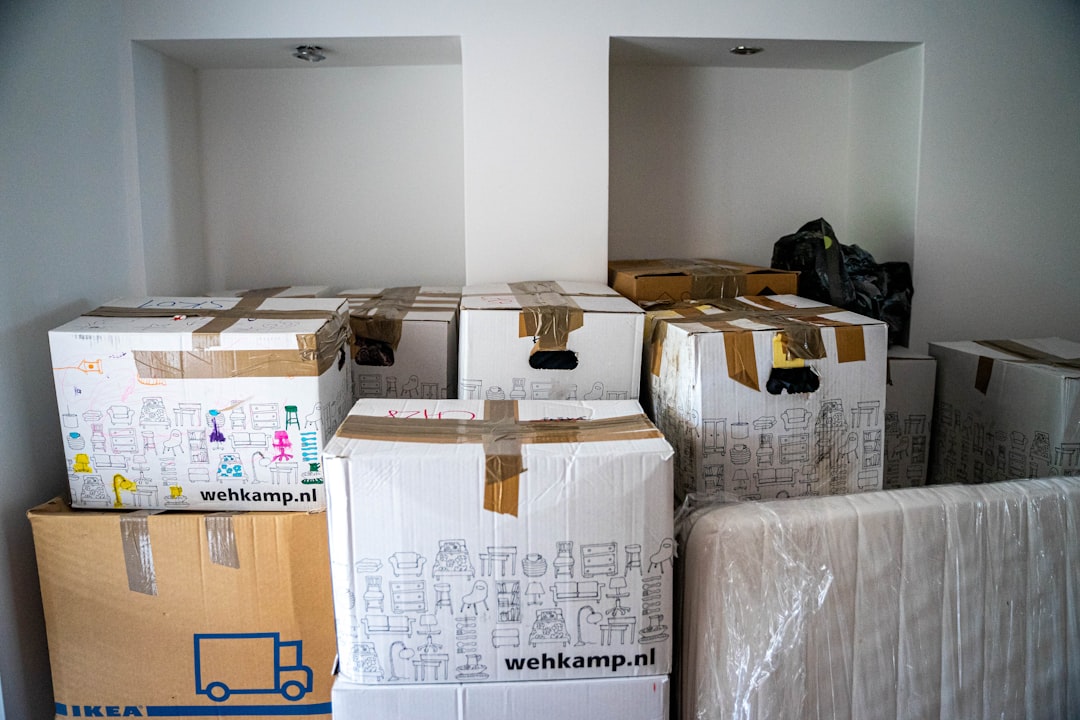 Photo Keyword: Moving companies